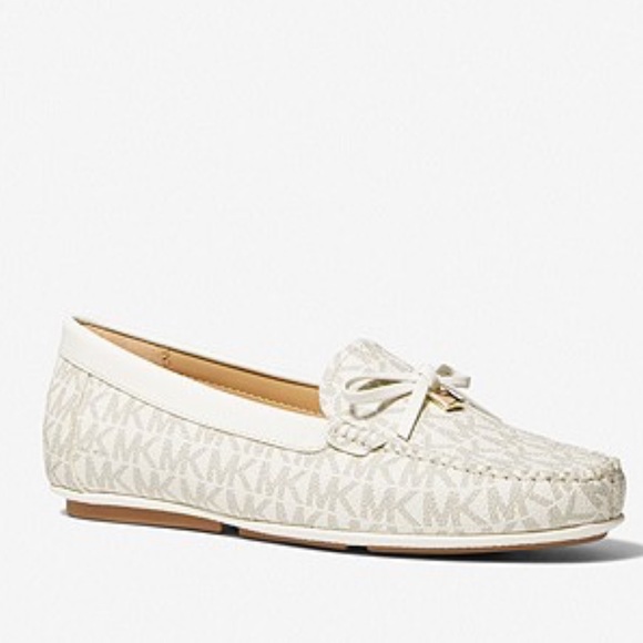 MICHAEL MICHAEL KORS
Juliette Logo Loafer - Picture 1 of 3